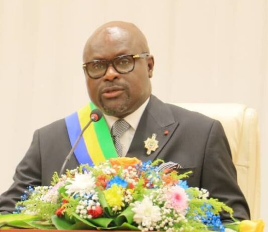 ENTRE HOMMAGE, MÉTHODE ET AMBITION : LE PARLEMENT GABONAIS TRACE SA FEUILLE DE ROUTE POUR 2026