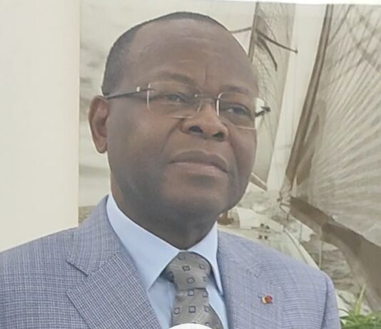 JEAN-PIERRE OYIBA : « L’ACTION DU PRÉSIDENT OLIGUI NGUEMA RESTE GUIDÉE PAR SON PROJET DE SOCIÉTÉ »